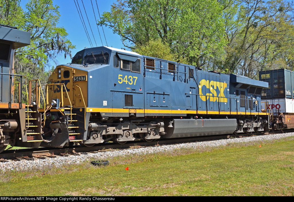 CSXT 5437 I142-24